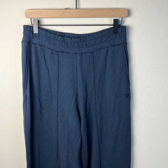 Sweaty Betty Wide Leg Pants - Picture 5 of 10
